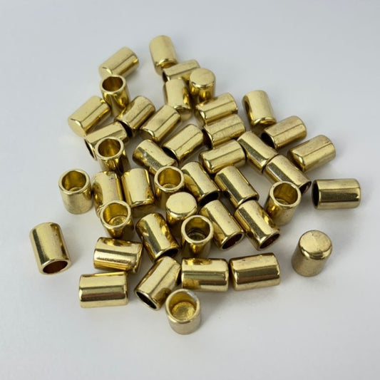 Ponteira Dourada 7mm – Pacote com 10 un - Acabamento para Cestaria e Artesanato